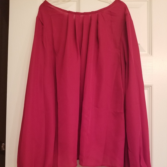 Red Top - Picture 4 of 4